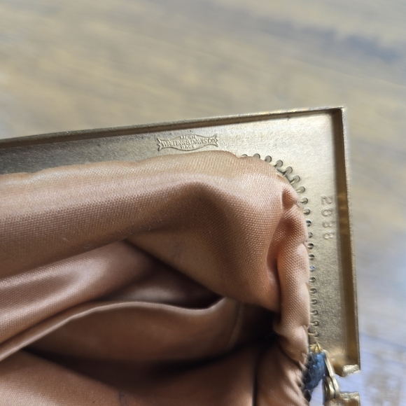 Vtg Whiting & Davis Mesh Metal Gunmetal Handbag - Picture 5 of 9